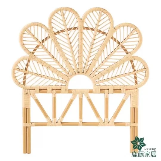Cabecero de cama doble de ratan nordico para Hotel, cama de decoracion trasera, estante de diseno creativo, cama Ins princesa
Cabecero de cama doble de ratan nordico para Hotel, cama de decoracion trasera, estante de diseno creativo, cama Ins princesa