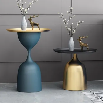 Thickened metal tray Nordic creative side table solid metal support ins simple modern living room sofa small tea table side cabi
Thickened metal tray Nordic creative side table solid metal support ins simple modern living room sofa small tea table side cabi