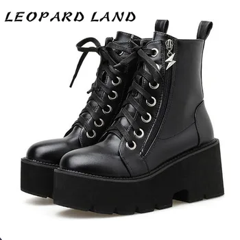 LEOPARD LAND 8cm Heels Martin Boots Autumn-style Boots High-bottom Handsome England Style High Heel Short Boots JXQ-168-60
LEOPARD LAND 8cm Heels Martin Boots Autumn-style Boots High-bottom Handsome England Style High Heel Short Boots JXQ-168-60