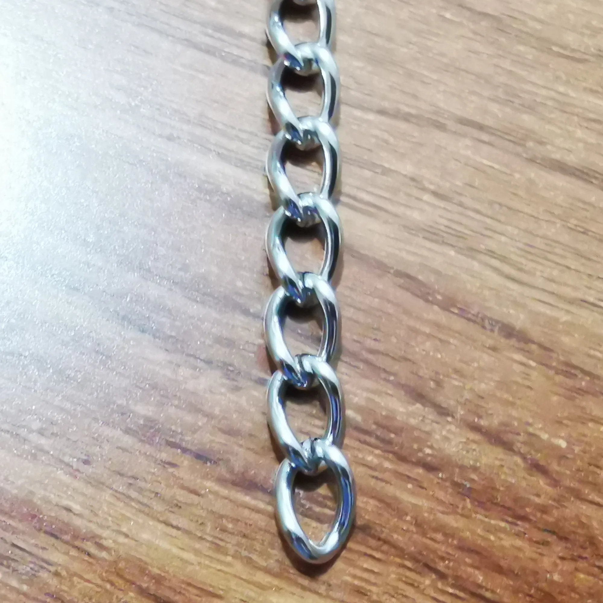 20meter Roll 8mm wide Cowboy Curb Link Chain Stainless Steel Jewelry Finding Chain DIY
20meter Roll 8mm wide Cowboy Curb Link Chain Stainless Steel Jewelry Finding Chain DIY