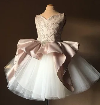 Pink Tutu Baby Infant Clothes Puffy Tulle Ball Gown Little Girls Birthday Party Dress Lace Satin Toddler Dress for Celebration 
Pink Tutu Baby Infant Clothes Puffy Tulle Ball Gown Little Girls Birthday Party Dress Lace Satin Toddler Dress for Celebration