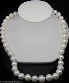 NEW -Natural 9-10mm AA+ white Natural freshwater pearl necklaces 18"Long
NEW -Natural 9-10mm AA+ white Natural freshwater pearl necklaces 18"Long