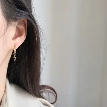 925 Sterling Silver Earring INS Style Personality Geometric Lightning Punk Ear Ring Ear Bone Buckle Wild Boy Girl Silver Ear Jew
925 Sterling Silver Earring INS Style Personality Geometric Lightning Punk Ear Ring Ear Bone Buckle Wild Boy Girl Silver Ear Jew