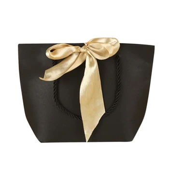 5pcs/pack Present DIY With Handles For Clothes Pouch Birthday Gift Bag Paper Bow Ribbon Party Favor Recyclable Wedding 
5pcs/pack Present DIY With Handles For Clothes Pouch Birthday Gift Bag Paper Bow Ribbon Party Favor Recyclable Wedding