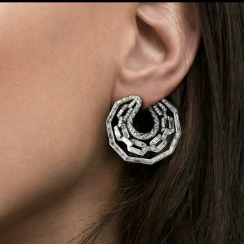 HIBRIDE Luxury 3 Rows Geometric Stud Earring For Women Wedding Luxury Full Cubic Zircon Dubai Bridal Jewelry E-650
HIBRIDE Luxury 3 Rows Geometric Stud Earring For Women Wedding Luxury Full Cubic Zircon Dubai Bridal Jewelry E-650