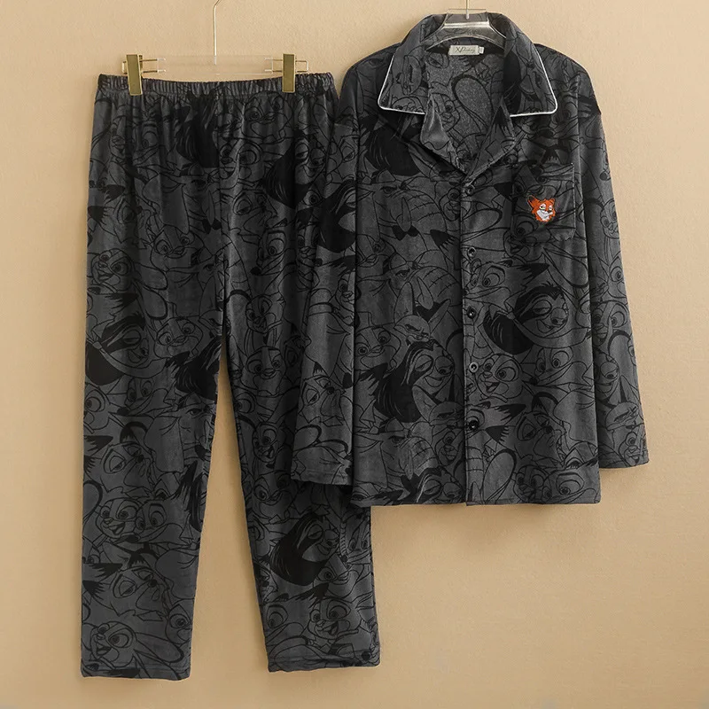 Large size pajamas men's winter cardigan loose super soft velvet suit 5XL 6XL 100kg warm home Underwear Embroidery Sleepwear Set
Large size pajamas men's winter cardigan loose super soft velvet suit 5XL 6XL 100kg warm home Underwear Embroidery Sleepwear Set
