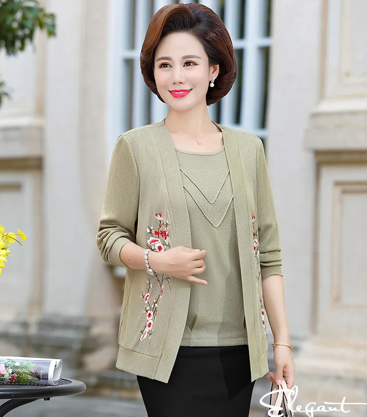 New Cardigan Sweater Women Solid Color Fashion Sweat Suit Set Plus Size 40-50 Years Old Middle-Aged Women Shrug Sweater F604
New Cardigan Sweater Women Solid Color Fashion Sweat Suit Set Plus Size 40-50 Years Old Middle-Aged Women Shrug Sweater F604