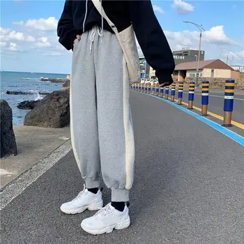 2019 Autumn Women Casual Warm Sweatpants Mid Workout Fleece Pants Solid Winter Warm Female Sport Trousers 
2019 Autumn Women Casual Warm Sweatpants Mid Workout Fleece Pants Solid Winter Warm Female Sport Trousers