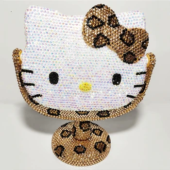 Sexy Leopard KT Spin Makeup Mirror Rhinestone Helloo Kitty Style Home Decorative Handle Beauty Mirrors Decor Cute Cat Girls Gift
Sexy Leopard KT Spin Makeup Mirror Rhinestone Helloo Kitty Style Home Decorative Handle Beauty Mirrors Decor Cute Cat Girls Gift