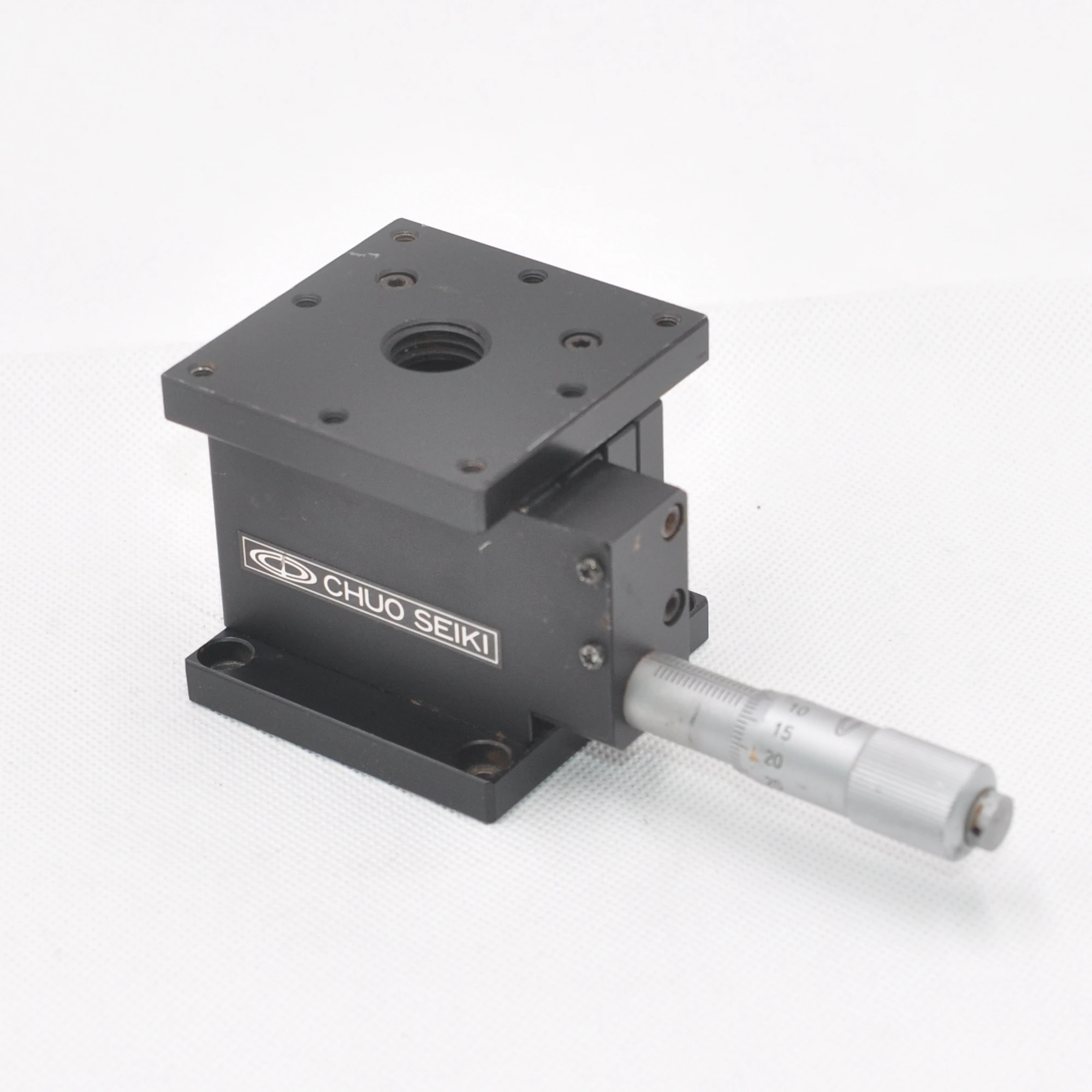 Z axis 60 * 60mm CHUO optical manual high-precision lifting platform fine adjustment displacement slide table is 13mm iron
Z axis 60 * 60mm CHUO optical manual high-precision lifting platform fine adjustment displacement slide table is 13mm iron