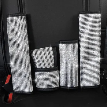 4pcs/Set Diamond Bling Auto Seat Belt & Handbrake Cover & Shift Gear Cushion Car Decor Replacement Car Styling Accessories
4pcs/Set Diamond Bling Auto Seat Belt & Handbrake Cover & Shift Gear Cushion Car Decor Replacement Car Styling Accessories