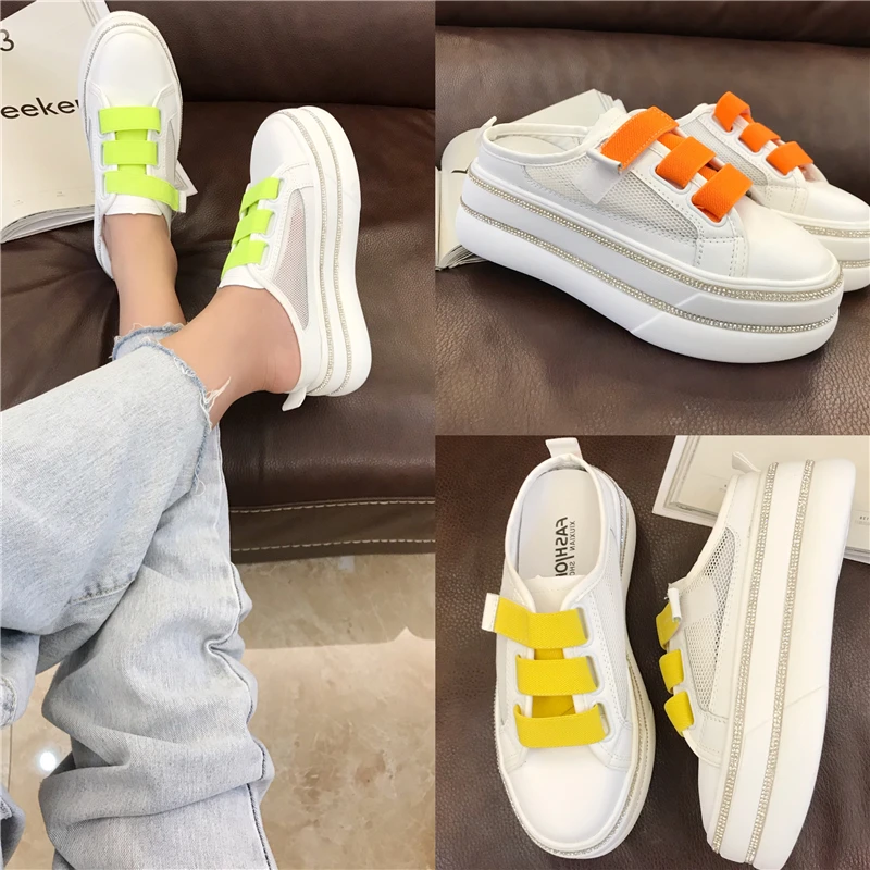 Luxury Slides Shoes Without Heel Slippers Platform Shose Women Cover Toe Jelly Flip Flops Loafers Med Designer Flat Glitter
Luxury Slides Shoes Without Heel Slippers Platform Shose Women Cover Toe Jelly Flip Flops Loafers Med Designer Flat Glitter