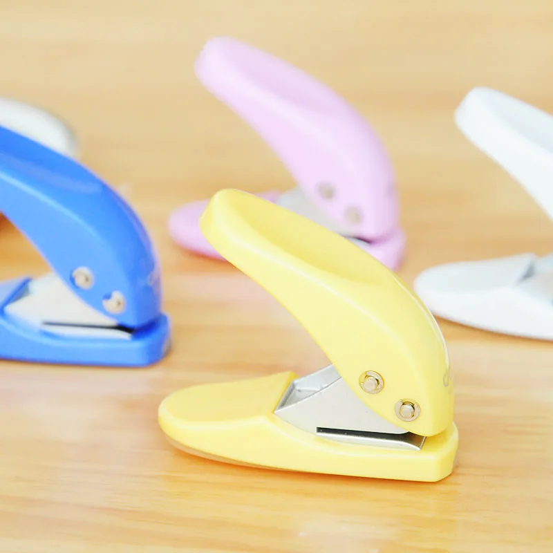 Loose Leaf Notebook DIY Necessary Accessory Printing mini Paper Punch Craft Tool Tags Card Cutter Scrapbook tools Hole Punch
Loose Leaf Notebook DIY Necessary Accessory Printing mini Paper Punch Craft Tool Tags Card Cutter Scrapbook tools Hole Punch