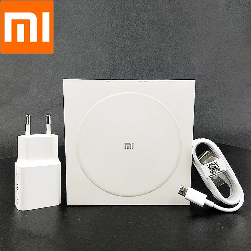 Xiaomi QI Wireless Charger adaptive Original QC 3.0 Fast Charge power adapter For mi 8 9 t 9se cc9 redmi note 7 iphone 8 X XS XR
Xiaomi QI Wireless Charger adaptive Original QC 3.0 Fast Charge power adapter For mi 8 9 t 9se cc9 redmi note 7 iphone 8 X XS XR