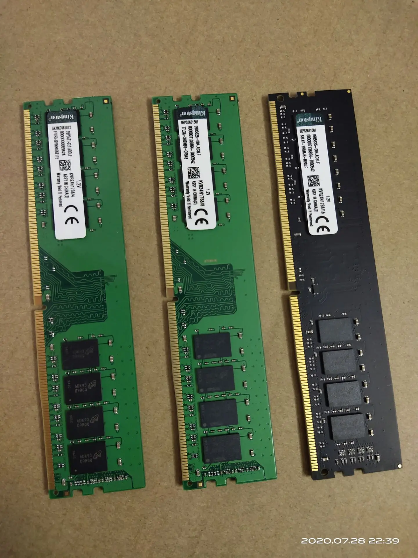 DDR4 8GB Kingston desktop high-capacity memory 2400 Hz PC4-2400Compatible with 2133 desktop memory modules
DDR4 8GB Kingston desktop high-capacity memory 2400 Hz PC4-2400Compatible with 2133 desktop memory modules