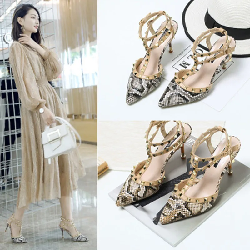 2019 summer pointed net red rivet wrap Roman buckle sandals women's thin heel color block snake pattern high heel women's shoes
2019 summer pointed net red rivet wrap Roman buckle sandals women's thin heel color block snake pattern high heel women's shoes