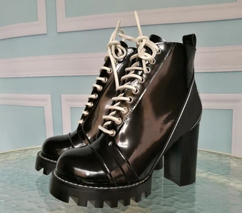 Europe and the United States pattern spring and summer England with color matching high-heeled Martin boots over the knee boots
Europe and the United States pattern spring and summer England with color matching high-heeled Martin boots over the knee boots
