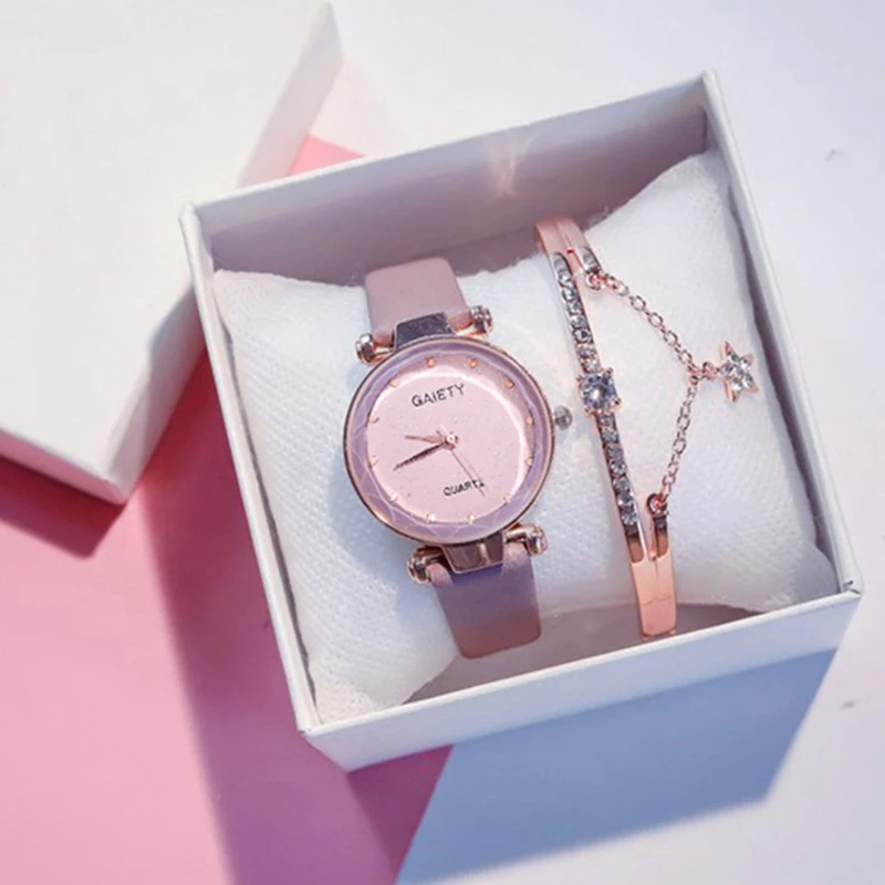 Dropshipping Retro Watch Women 2pcs Set Starry Sky Ladies Bracelet Watch Casual Leather Quartz Wristwatch Reloj Mujer Relogio
Dropshipping Retro Watch Women 2pcs Set Starry Sky Ladies Bracelet Watch Casual Leather Quartz Wristwatch Reloj Mujer Relogio