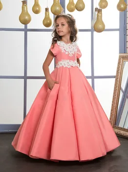 Grils Pageant Dresses Satin Ruffle With Appliques Junior Kids Party Gown For Weddings Sleeves Jewel Neckline Flower Grils Dress 
Grils Pageant Dresses Satin Ruffle With Appliques Junior Kids Party Gown For Weddings Sleeves Jewel Neckline Flower Grils Dress