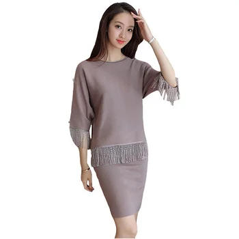 Women's Sweater 2019 Autumn Fashion Knit Sweater Two Pieces Skirt Suit Five Sleeves Tassel Tops+Skirt Female Fashion K413 
Women's Sweater 2019 Autumn Fashion Knit Sweater Two Pieces Skirt Suit Five Sleeves Tassel Tops+Skirt Female Fashion K413