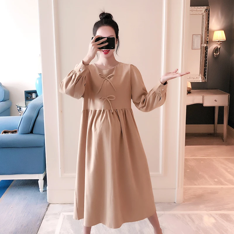 9351# 2020 Spring Korean Fashion Maternity Long Dress Pleated Loose Clothes for Pregnant Women Elegant Pregnancy Clothing
9351# 2020 Spring Korean Fashion Maternity Long Dress Pleated Loose Clothes for Pregnant Women Elegant Pregnancy Clothing
