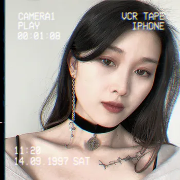 Vintage Gothic Kpop Velvet Black Choker Compass Pendant Imitation Short Chain Necklace for Punk Girl Party Collarbone Chain
Vintage Gothic Kpop Velvet Black Choker Compass Pendant Imitation Short Chain Necklace for Punk Girl Party Collarbone Chain
