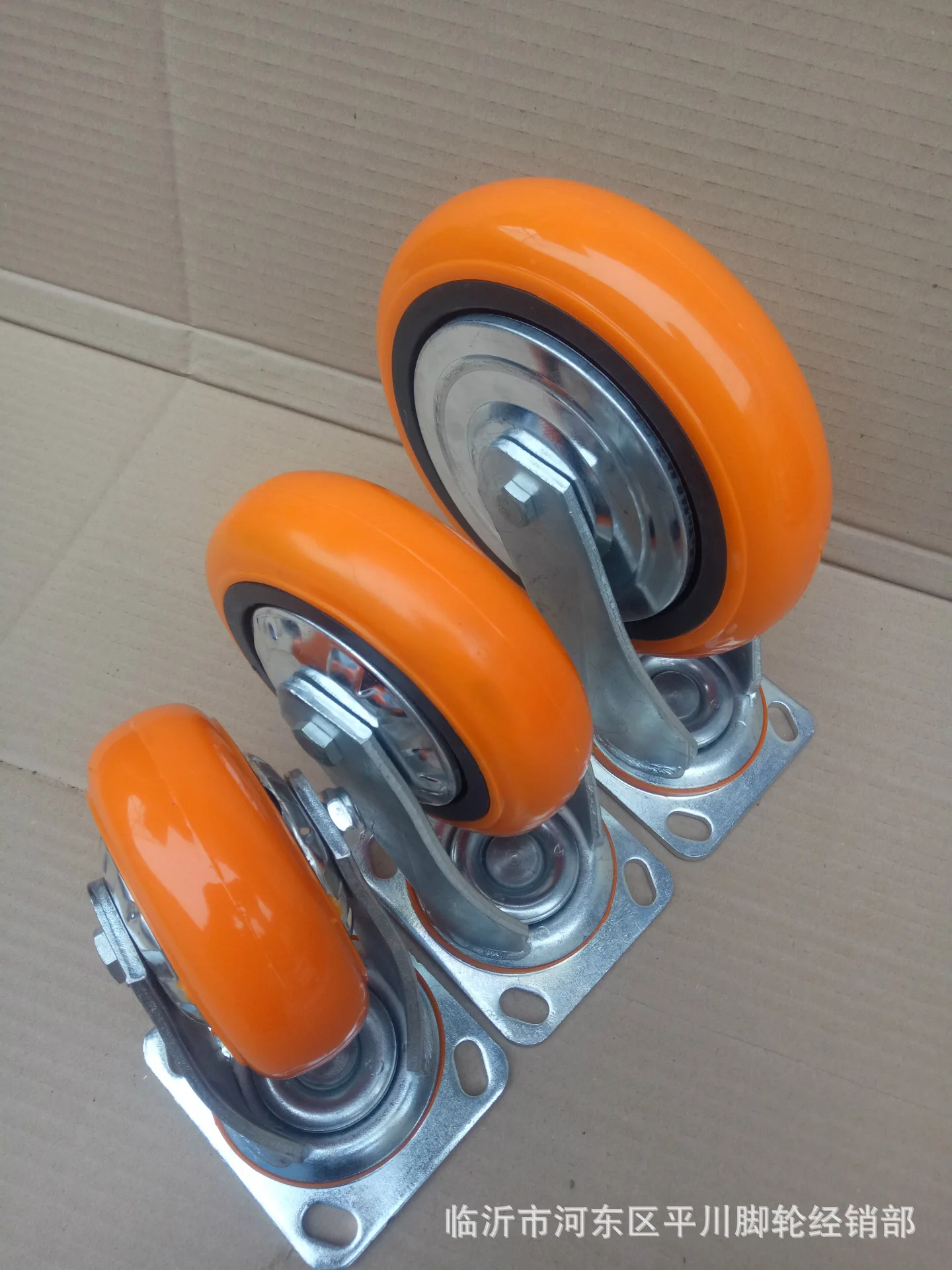6-Inch Pu Truckle Holder Heavy Duty Equipment Industrial Caster Wheels Warehousing Logistics for Load Wheel Universal Wheel
6-Inch Pu Truckle Holder Heavy Duty Equipment Industrial Caster Wheels Warehousing Logistics for Load Wheel Universal Wheel