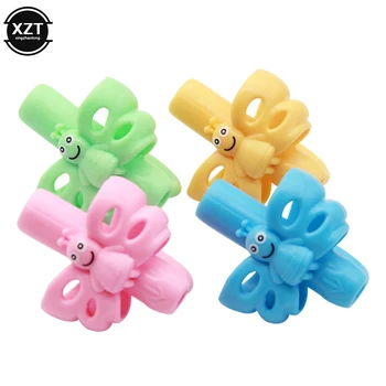 New Writing Posture Corrector Butterfly Pen Two-Finger Pen Learning Writing Tool Holder Correction Pen Cover Student Stationery
New Writing Posture Corrector Butterfly Pen Two-Finger Pen Learning Writing Tool Holder Correction Pen Cover Student Stationery
