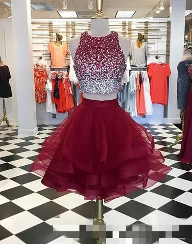 

Short Burgundy Prom Dress 2019 Two Pieces Cheap Jewel Neck Bling Beaded Bodice Ruffles Skirts Organza Homecoming Party Dresses Gowns Formal