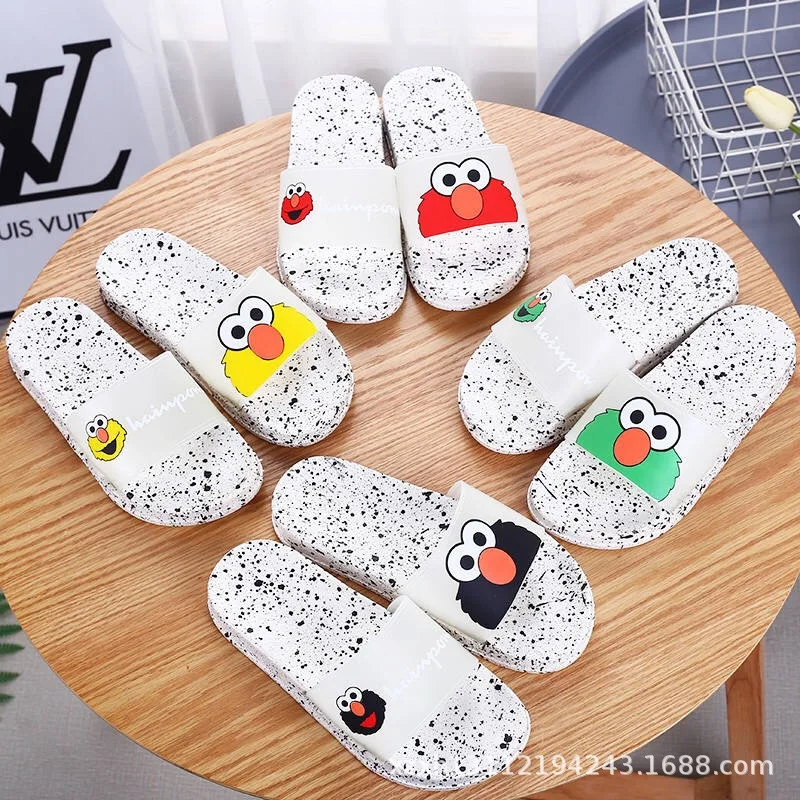 Cute Cool Cartoon Slipper Women's-Wet Water Pattern Students Outer Wear Comfortable Soft Bottom Sandals Funny Parent And Child-
Cute Cool Cartoon Slipper Women's-Wet Water Pattern Students Outer Wear Comfortable Soft Bottom Sandals Funny Parent And Child-