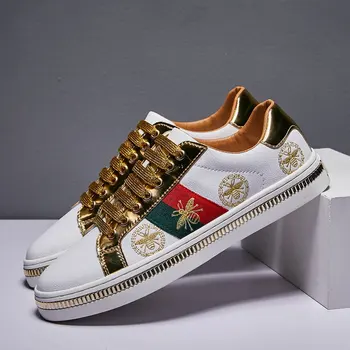 Fashion Design Superstar White Golden Bee Embroidery Shoes Men flat Trainers Classic Glitter Embroider Shoes Men Sneaker Casual 
Fashion Design Superstar White Golden Bee Embroidery Shoes Men flat Trainers Classic Glitter Embroider Shoes Men Sneaker Casual