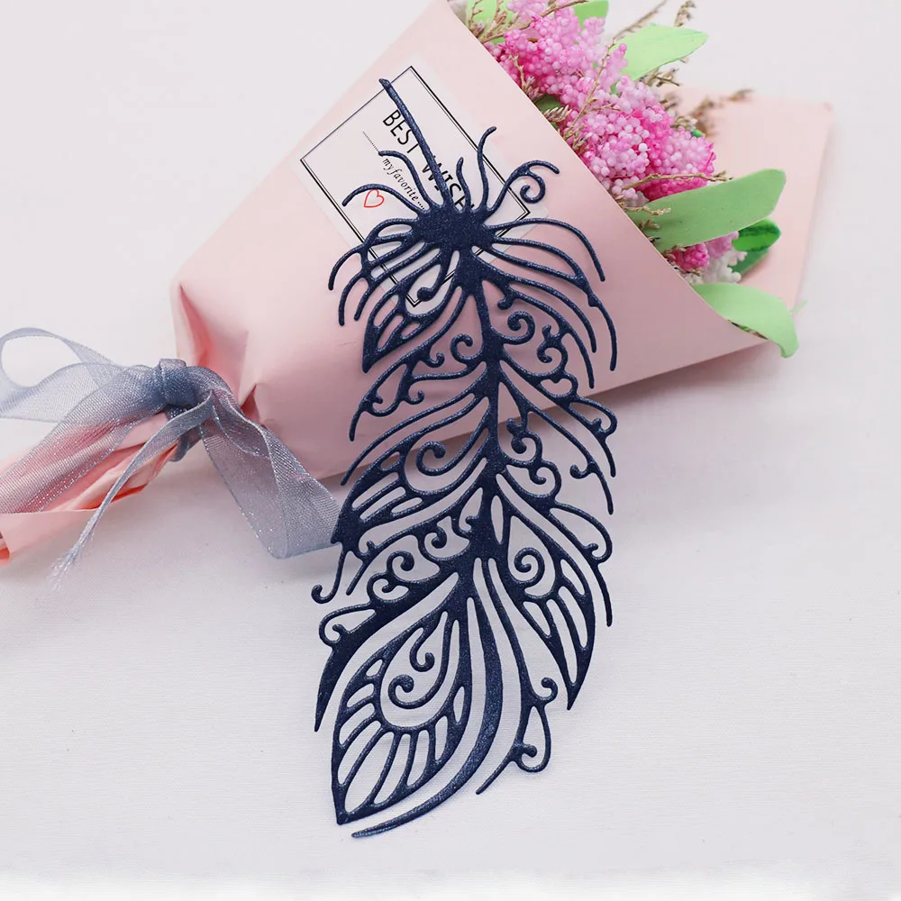 Scrapbooking Cutting Dies DIY Metal Craft Cut Die Mold Feather Templates Stencil Paper Cutter Embossing Folder Card Making Tools
Scrapbooking Cutting Dies DIY Metal Craft Cut Die Mold Feather Templates Stencil Paper Cutter Embossing Folder Card Making Tools