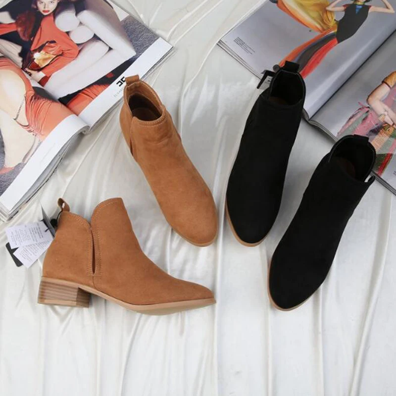 Europe and the United States 2019 new thick with Chelsea boots female pointed fashion wild big size with ankle boots women
Europe and the United States 2019 new thick with Chelsea boots female pointed fashion wild big size with ankle boots women
