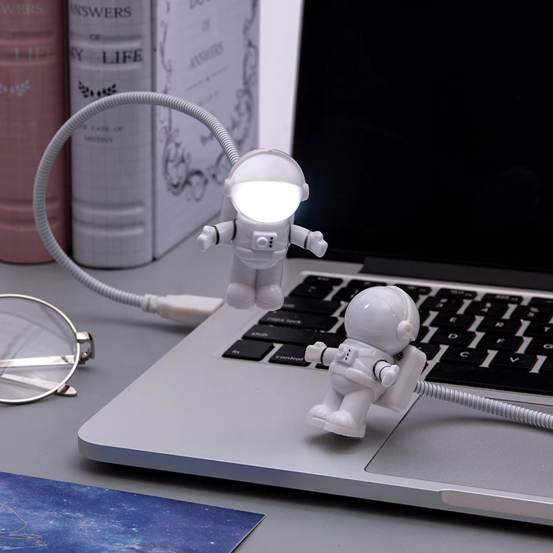 New Designed Flexibele Spaceman Astronaut USB LED Adjustable Night Light For Computer PC Lamp Desk Light Pure White
New Designed Flexibele Spaceman Astronaut USB LED Adjustable Night Light For Computer PC Lamp Desk Light Pure White