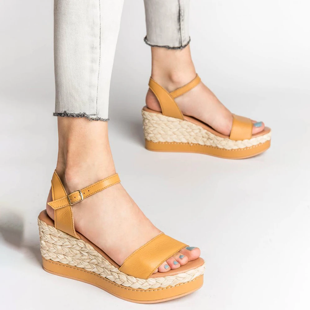 HEFLASHOR Women Summer Sandals Female Soft Bottom Platform Bohemia High Heel Sandals Ankle Strap Open Toe Ladies Shoes
HEFLASHOR Women Summer Sandals Female Soft Bottom Platform Bohemia High Heel Sandals Ankle Strap Open Toe Ladies Shoes