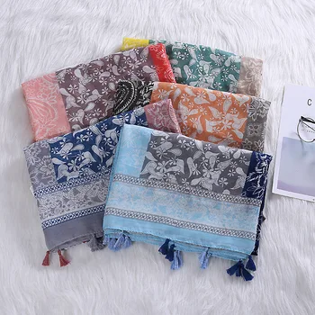2020 Women Spain Autumn Viscose Shawl Cashew Floral Tassel Scarf Wrap Pashmina Snood Echarpe Foulard Femme Muslim Hijab 180*90Cm
2020 Women Spain Autumn Viscose Shawl Cashew Floral Tassel Scarf Wrap Pashmina Snood Echarpe Foulard Femme Muslim Hijab 180*90Cm