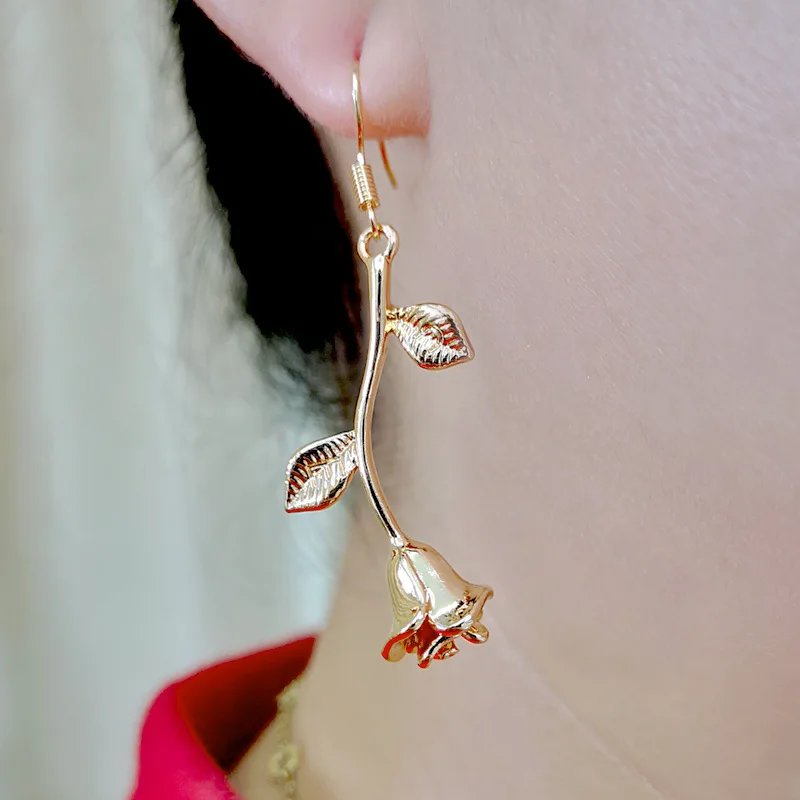 Fashion Romantic Delicate Rose Flower Earrings Charm Gold Color Rose Jewelry Metal Tree Branches Earrings For Women Gift F5D331
Fashion Romantic Delicate Rose Flower Earrings Charm Gold Color Rose Jewelry Metal Tree Branches Earrings For Women Gift F5D331