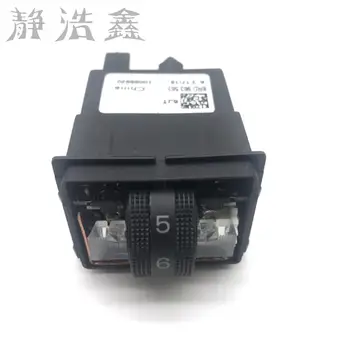 for Audi A4l a6l q5 Seat Heating Seat Temperature Adjustment 8RD963563 Temperature Adjustment Keyboard Heating Button
for Audi A4l a6l q5 Seat Heating Seat Temperature Adjustment 8RD963563 Temperature Adjustment Keyboard Heating Button