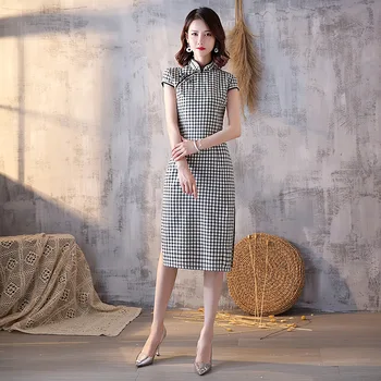 Chinese Traditional Qipao Lady Elegant Plus Size 3XL 4XL Cheongsam Print Mandarin Collar High Split Evening Party Dress Vestidos 
Chinese Traditional Qipao Lady Elegant Plus Size 3XL 4XL Cheongsam Print Mandarin Collar High Split Evening Party Dress Vestidos