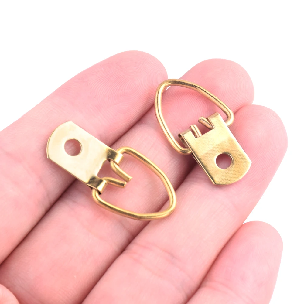 25/50Pcs Triangle D-Ring Strap Saw Tooth Hangers Hanger Canvas Picture Frame Picture Frame Strong Art Hanging Hook With Screws
25/50Pcs Triangle D-Ring Strap Saw Tooth Hangers Hanger Canvas Picture Frame Picture Frame Strong Art Hanging Hook With Screws