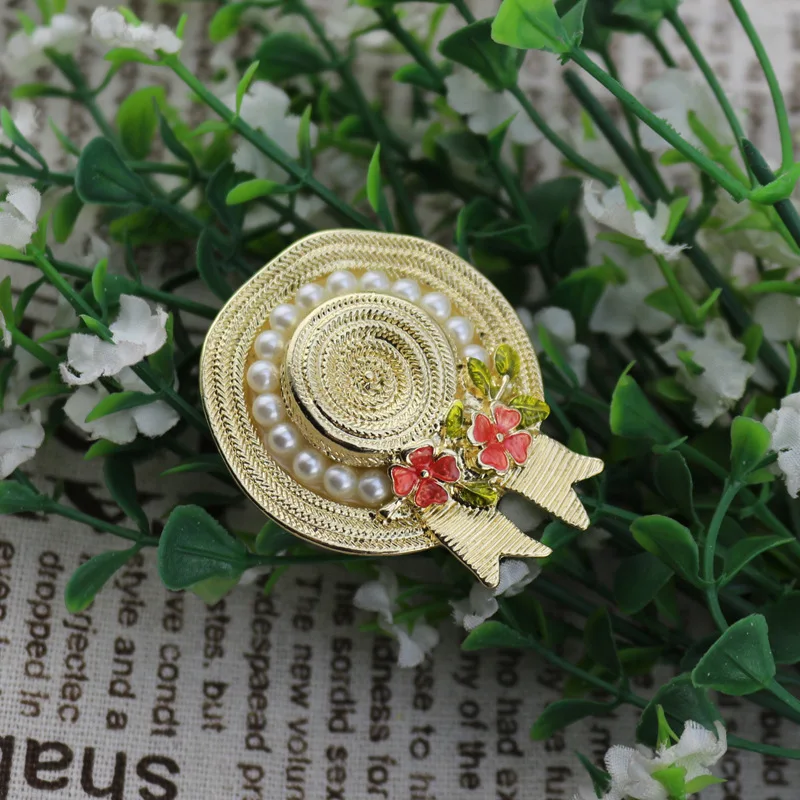 European and American Retro Enamel Flower Pearl Art Straw Hat Hat Brooch Gifts for Women
European and American Retro Enamel Flower Pearl Art Straw Hat Hat Brooch Gifts for Women