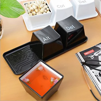 3PCS Keyboard Button Modeling Cup Tea Mug with Plate Ctrl ALT DEL Coffee Mug Container Black Creative Gifts Water Mugs Office
3PCS Keyboard Button Modeling Cup Tea Mug with Plate Ctrl ALT DEL Coffee Mug Container Black Creative Gifts Water Mugs Office