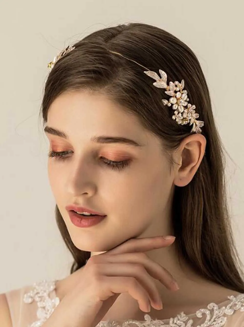 Women and Bridal Gold Leaves Flower Headband for Wedding Prom Party -Bridal Headpiece
Women and Bridal Gold Leaves Flower Headband for Wedding Prom Party -Bridal Headpiece