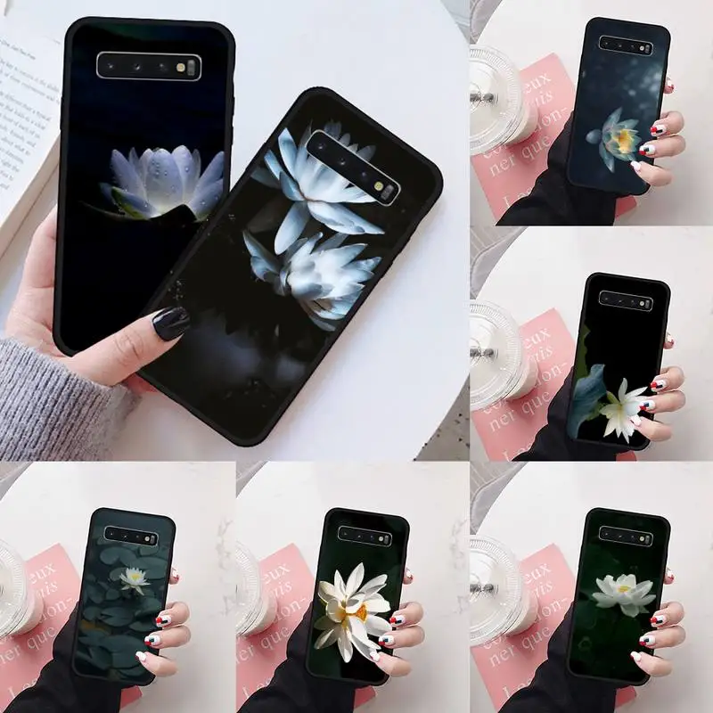 Simple style beautiful lotus Phone Case For Samsung S6 S7 edge S8 S9 S10 e plus A10 A50 A70 note8 J7 2017
Simple style beautiful lotus Phone Case For Samsung S6 S7 edge S8 S9 S10 e plus A10 A50 A70 note8 J7 2017