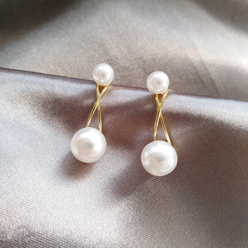 

Needle Korea East Gate Personality Small Earrings Sweet Pearl Earrings Temperament Cross Earrings Female