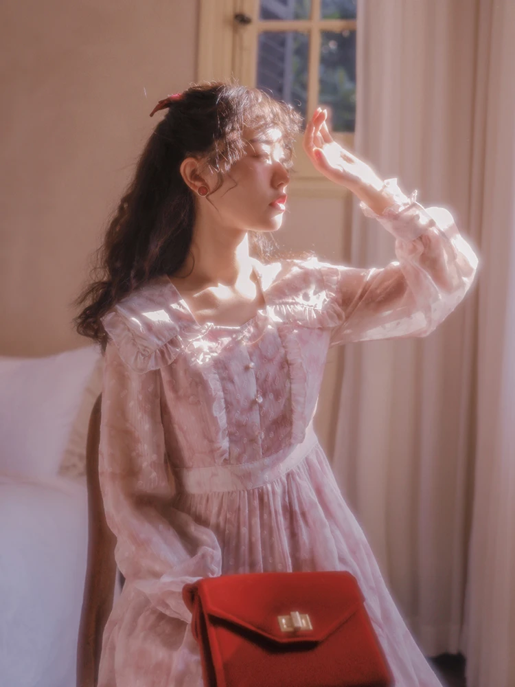 Sweet Ladies Retro Lapel Floral Temperament Chiffon Dress Princess tea party sweet lolita dress vintage lace bowknot high waist
Sweet Ladies Retro Lapel Floral Temperament Chiffon Dress Princess tea party sweet lolita dress vintage lace bowknot high waist
