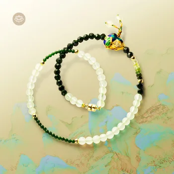 MeiDuo wen gen painters I jiangshan green tourmalines grape Shi Wang bracelet ins small original design career
MeiDuo wen gen painters I jiangshan green tourmalines grape Shi Wang bracelet ins small original design career