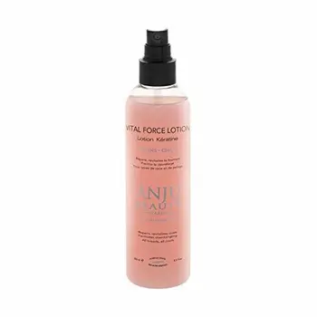 Anju Beauté - VITAL FORCE LOTION Lozione alla Keratina per cani e gatti - 150 ml.
Anju Beauté - VITAL FORCE LOTION Lozione alla Keratina per cani e gatti - 150 ml.