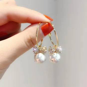 Yaologe Golden Circle Earrings Shiny Bow Pearl Pendent Earrings 2020 New Fashione Luxury Wedding Party Jewelry For Women
Yaologe Golden Circle Earrings Shiny Bow Pearl Pendent Earrings 2020 New Fashione Luxury Wedding Party Jewelry For Women