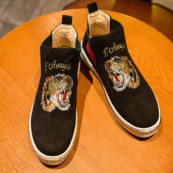 Classic Black Tiger Embroider Slip-on High Casual Shoes Men Platform Fashion Bee Footwear Men Breathable High top Sneaker Shoes 
Classic Black Tiger Embroider Slip-on High Casual Shoes Men Platform Fashion Bee Footwear Men Breathable High top Sneaker Shoes